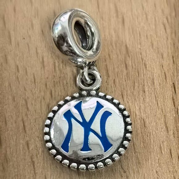 Pandora New York Yankees Charm Pendant, S925 Silver Bracelets - Picture 1 of 4